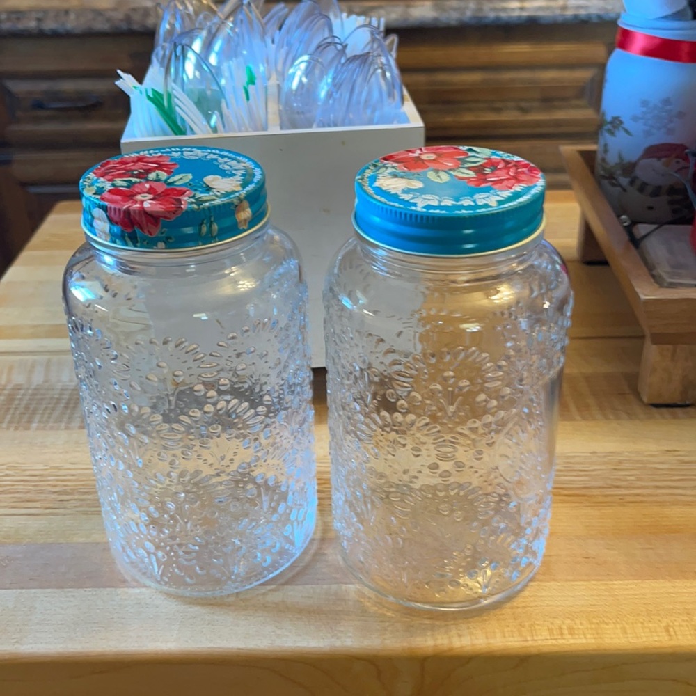 Pioneer woman jars